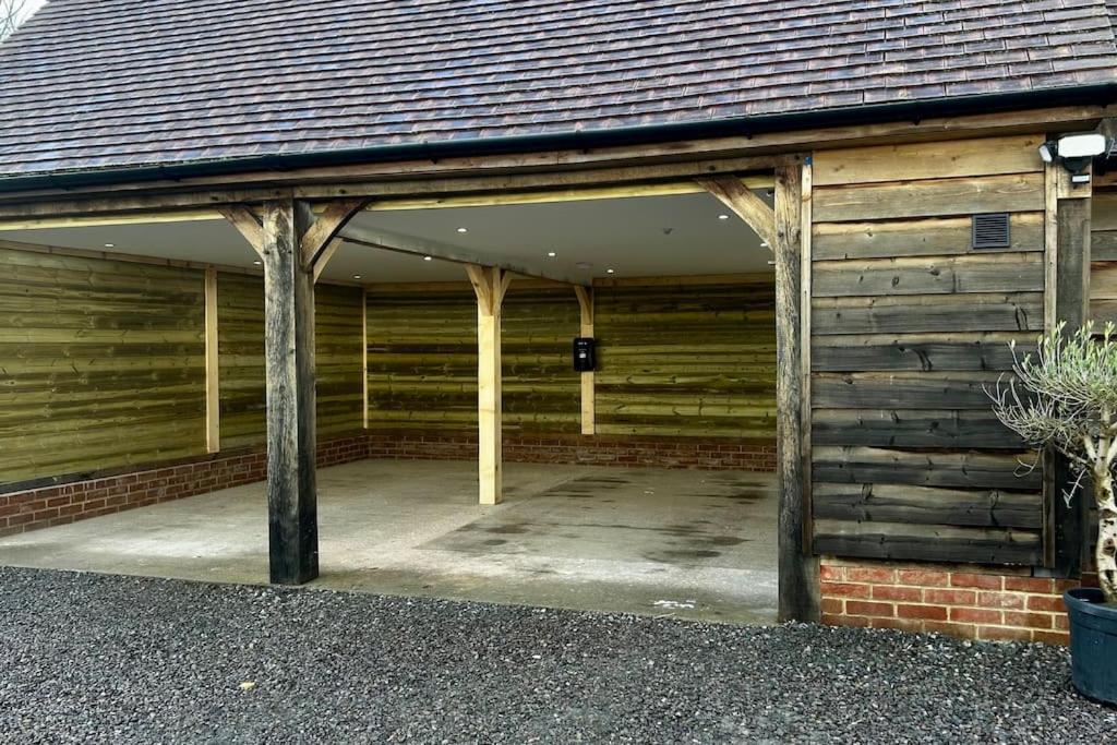 The Old Workshop - A Cosy Country Retreat Villa Gloucester Eksteriør billede